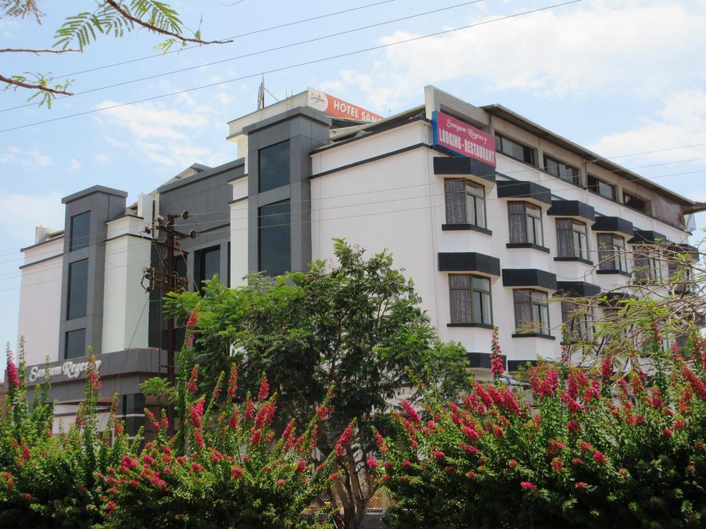 Hotel Sangam Regency Ratnāgiri Exteriér fotografie